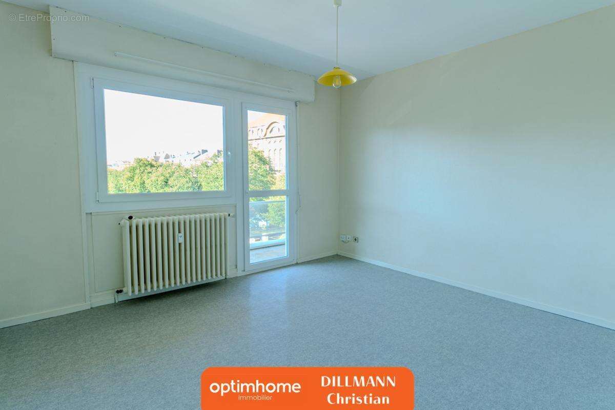 Studio Balcon et Parking sous terrain - photo 7