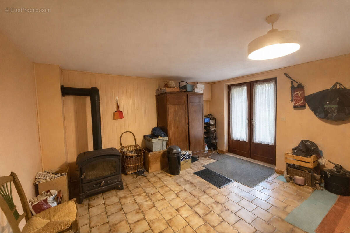 Maison à FOLLES