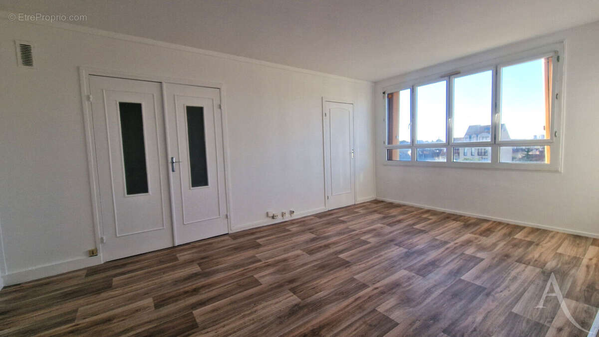 Appartement à MANTES-LA-JOLIE
