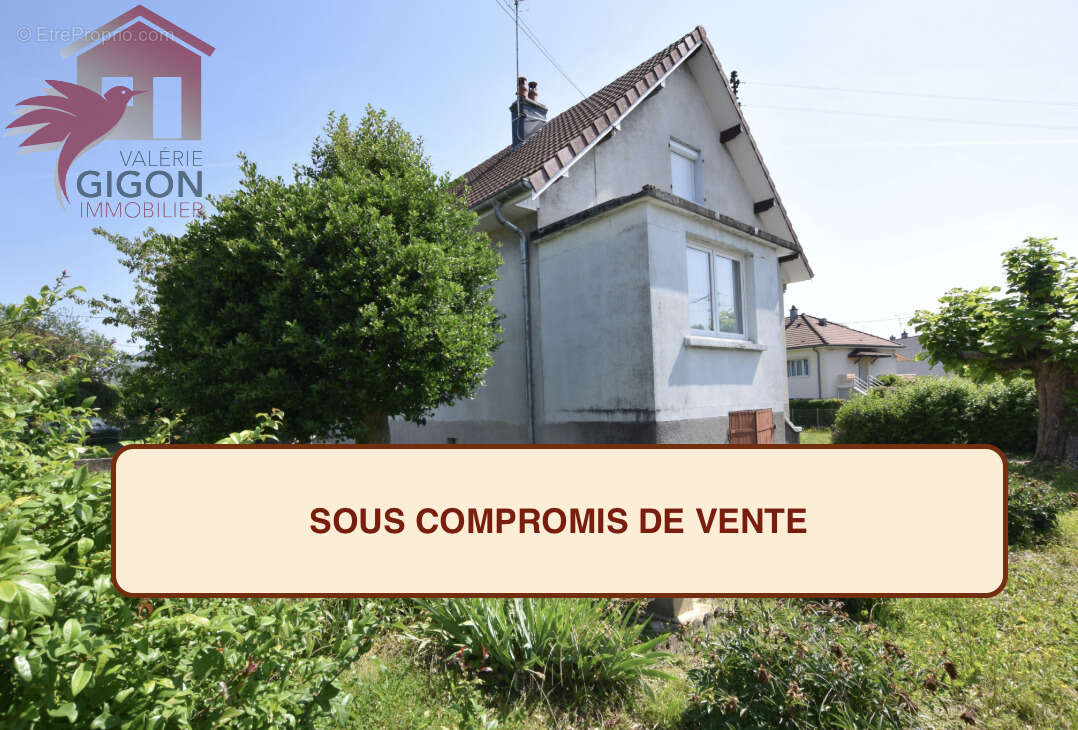 Maison à VIEUX-CHARMONT