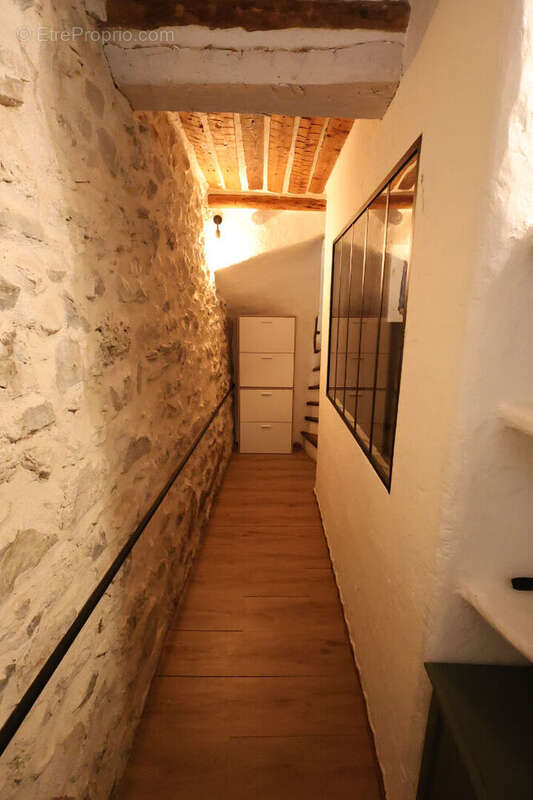 Maison de village de 106 m² avec jardin et piscine à Peymeinade - photo 18