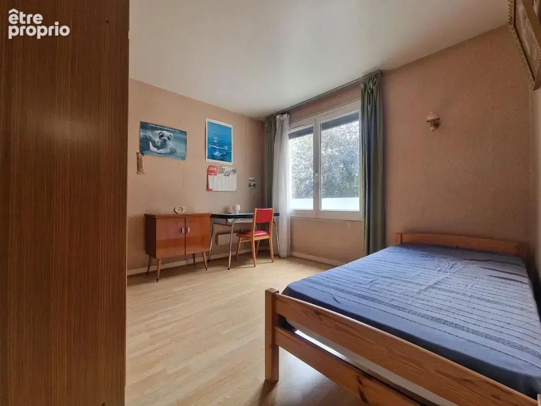 Au sein de la belle et prisée résidence "LE BOIS DE VAIRES" spacieux appartement F4 de 86m² habitable, situé au 2ème avec ascens - photo 15
