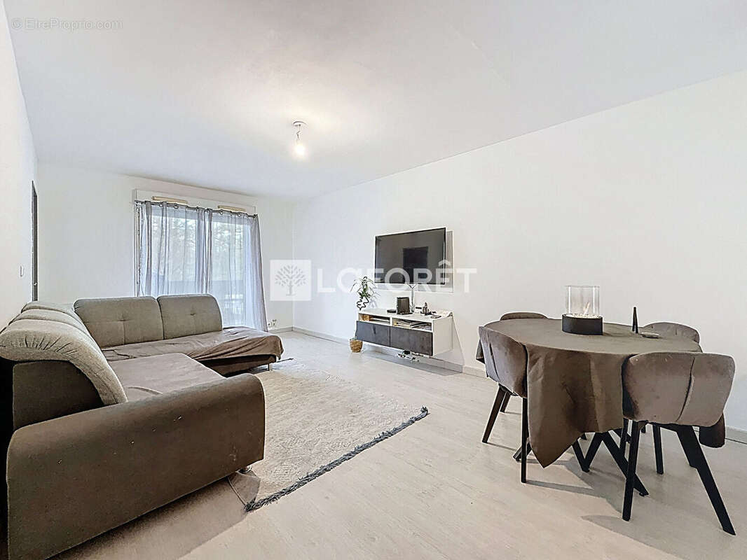 Appartement à SAINT-GERMAIN-LES-CORBEIL