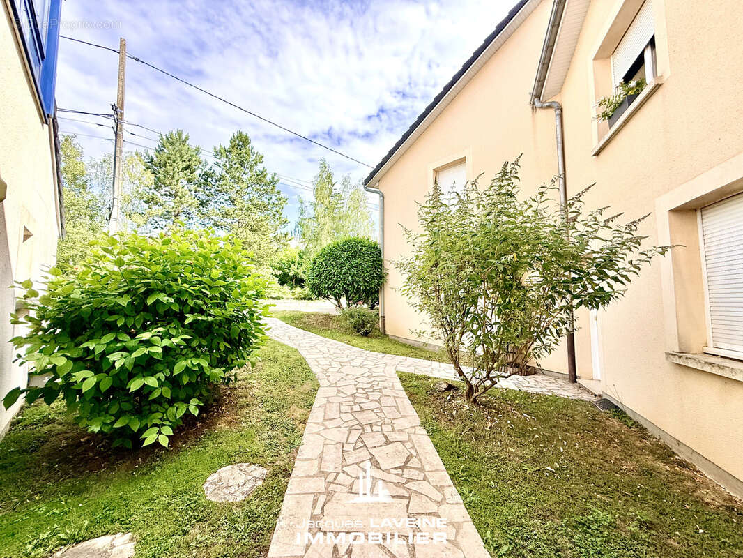 Appartement à SAINT-JULIEN-LES-METZ