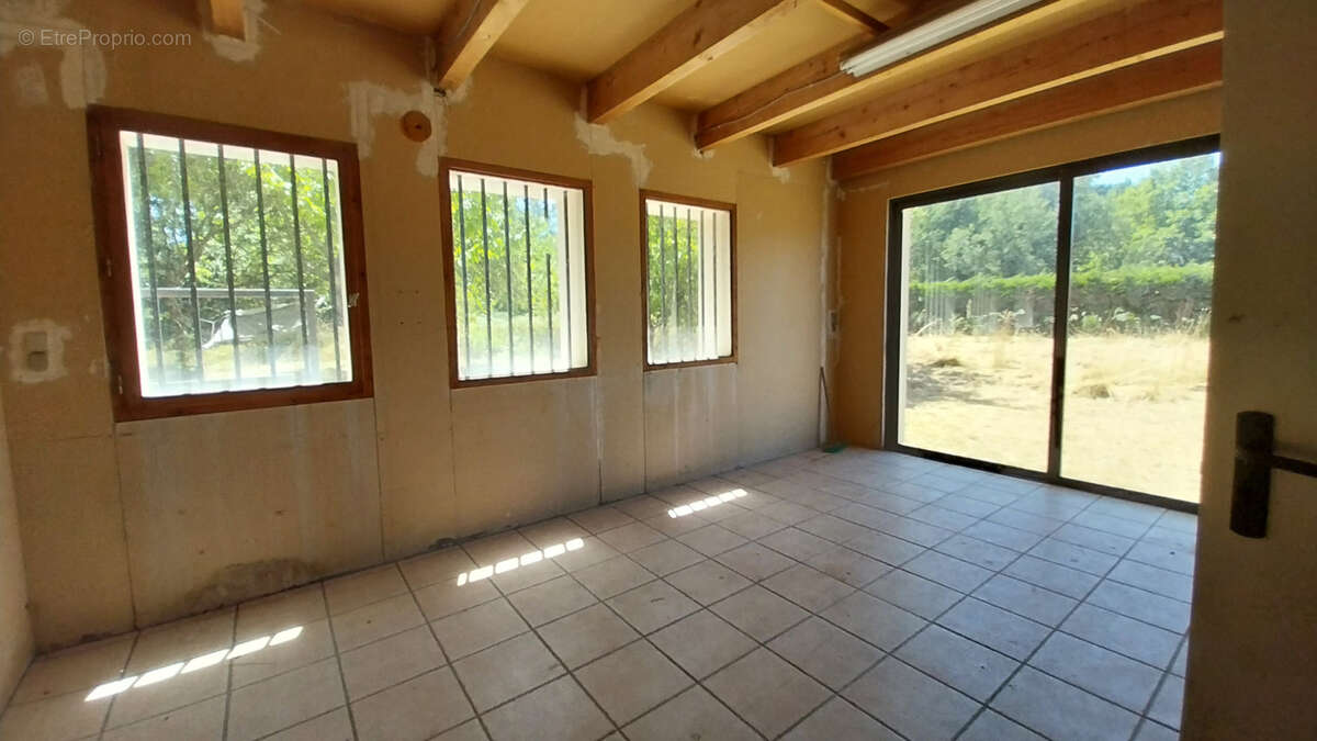 Maison à COURSAC