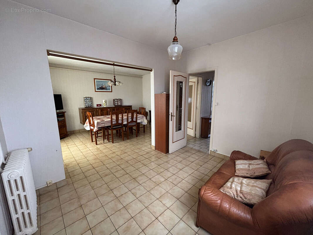 Maison à LA FERTE-BERNARD