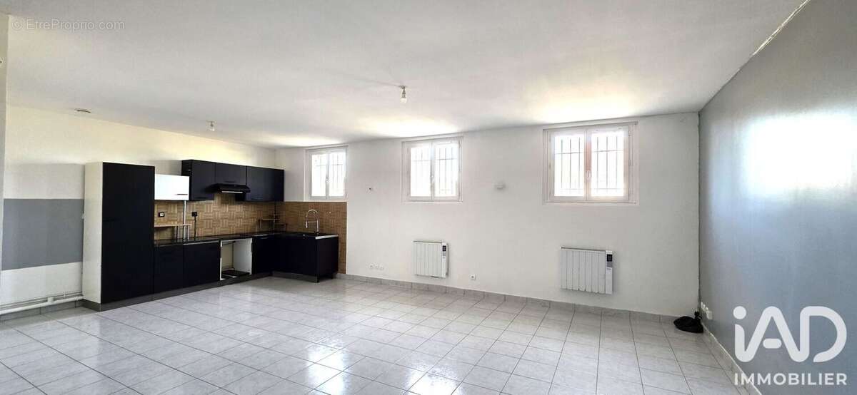 Appartement 617 m² à Varennes-Sur-Seine  - photo 4