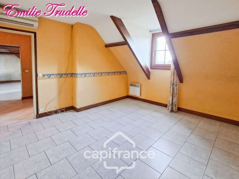 Maison à vendre 8 pièces RUILLE SUR LOIR (72) Pavillon familial de 5/6 chambres sur 205 m² avec garage quadruple - photo 14