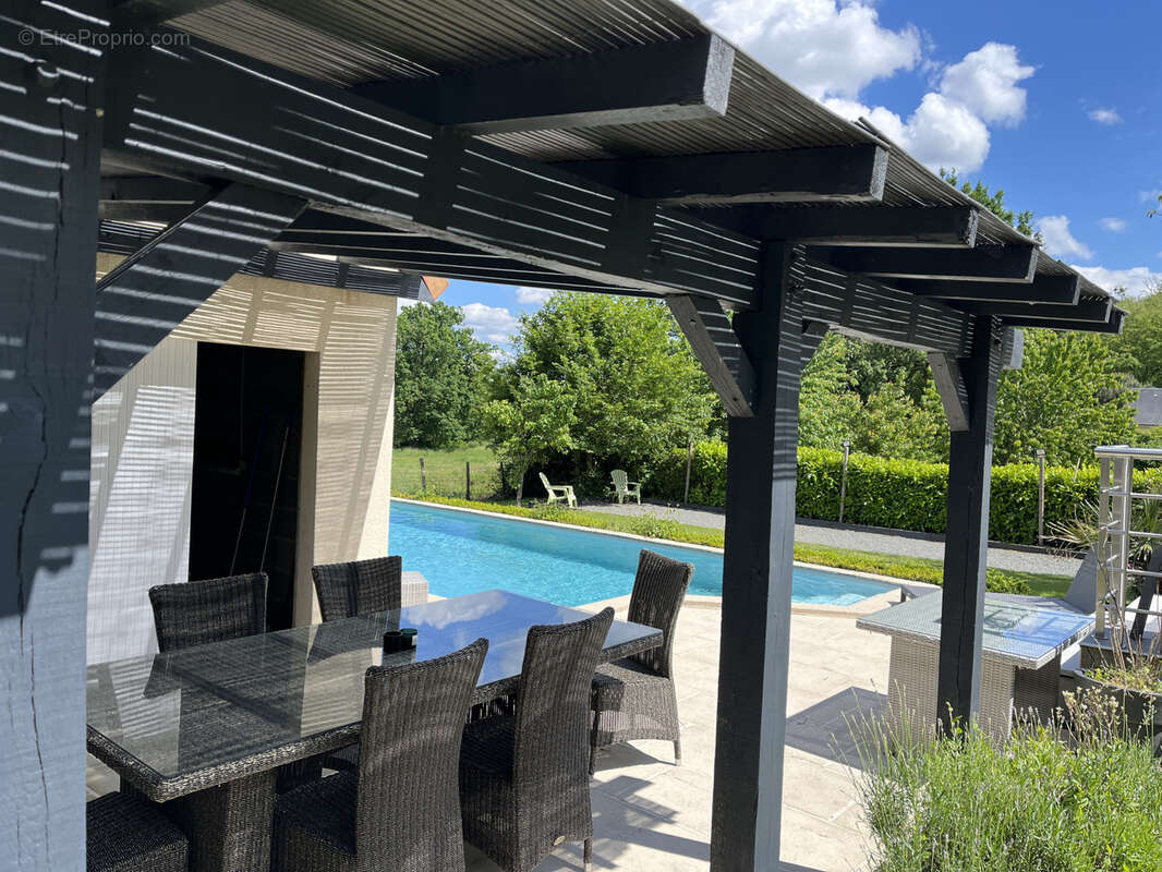 Maison à YVRE-L'EVEQUE