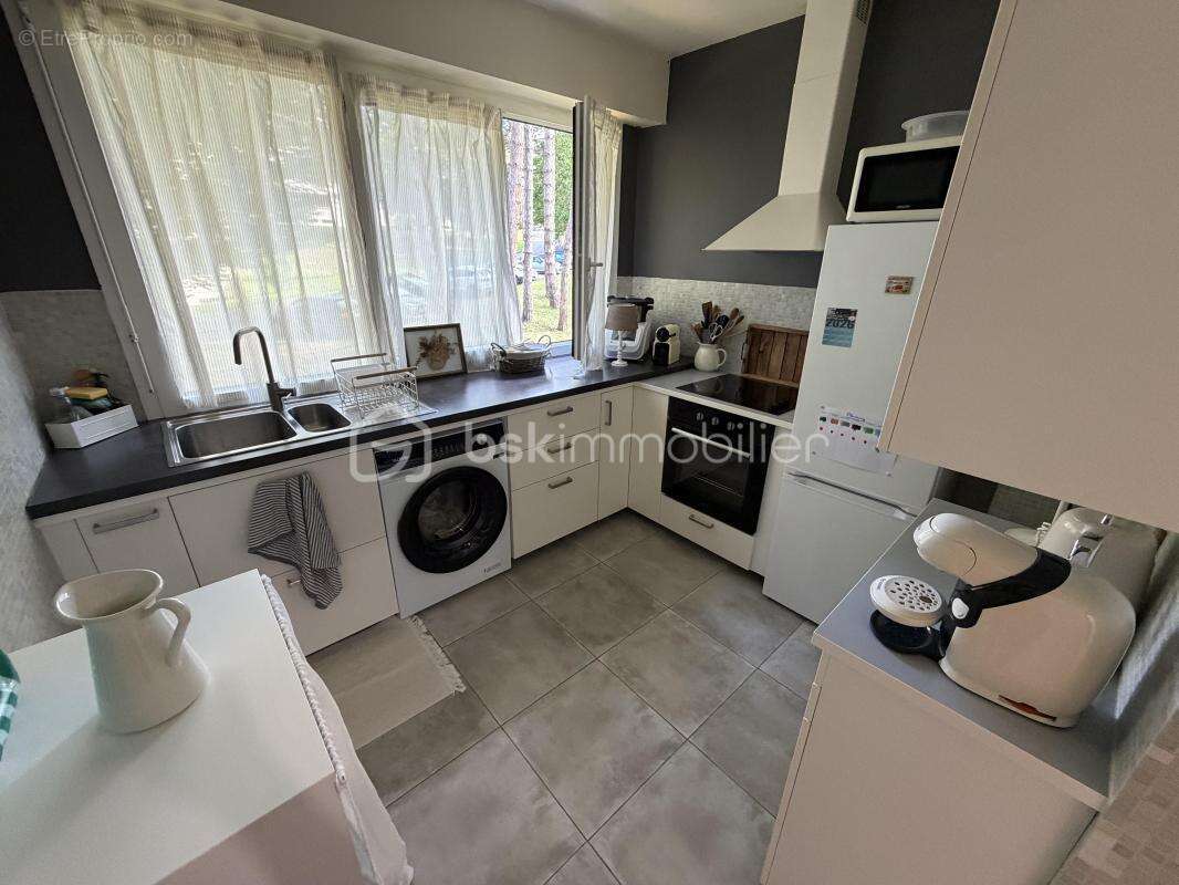 Appartement f3 avec balcon + box + cave + cellier - photo 10