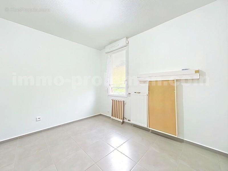 appartement_balcon_lumineux_parking_bonneville_geneve_garre_autoroute - Appartement à BONNEVILLE