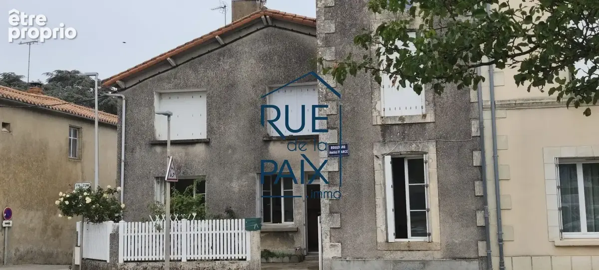 Maison à PARTHENAY