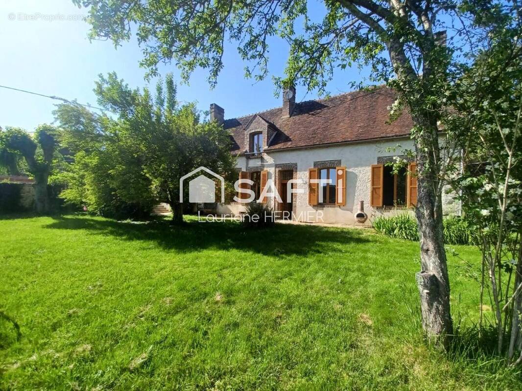 Photo 1 - Maison à CERISIERS