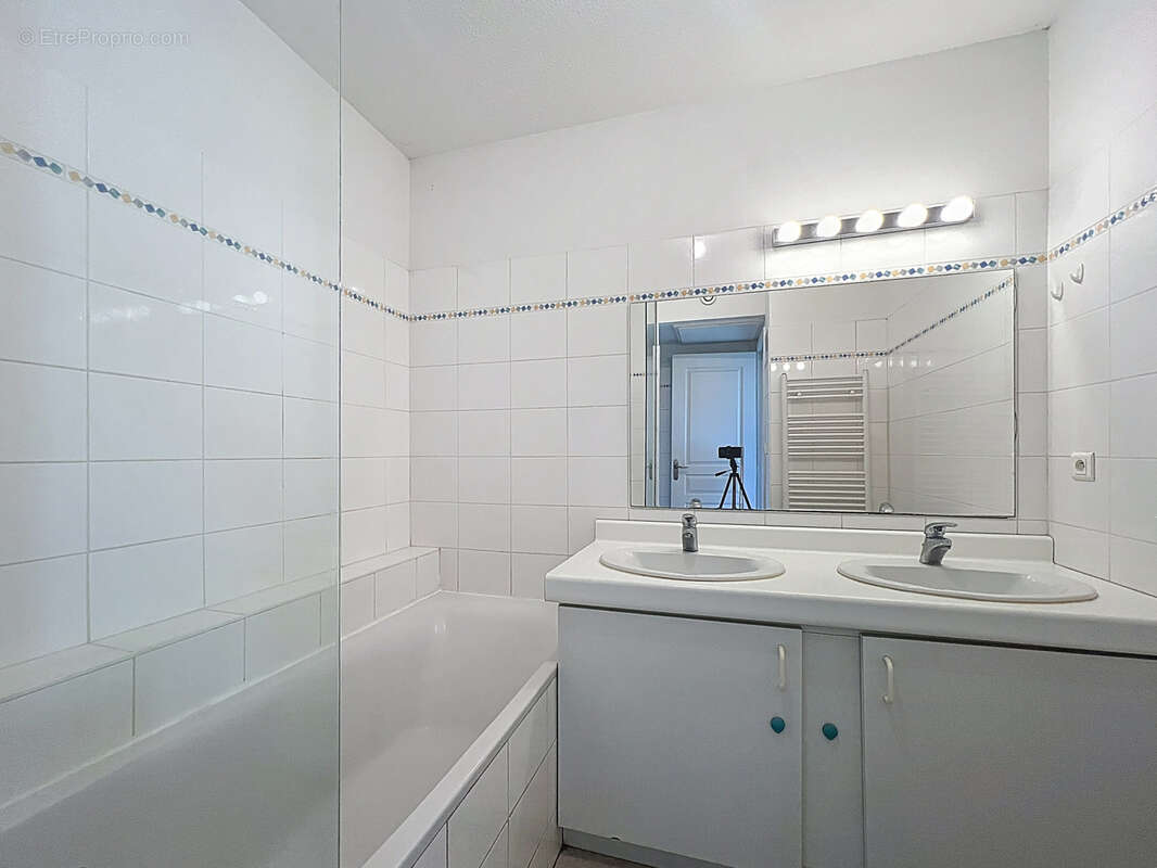 Appartement à JASSANS-RIOTTIER