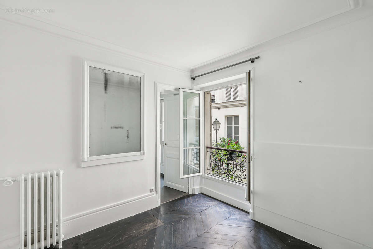 Appartement à PARIS-9E