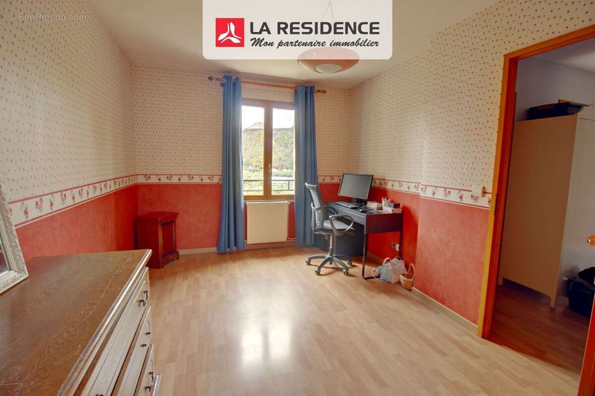 Maison 136 m² à Eragny  - photo 9