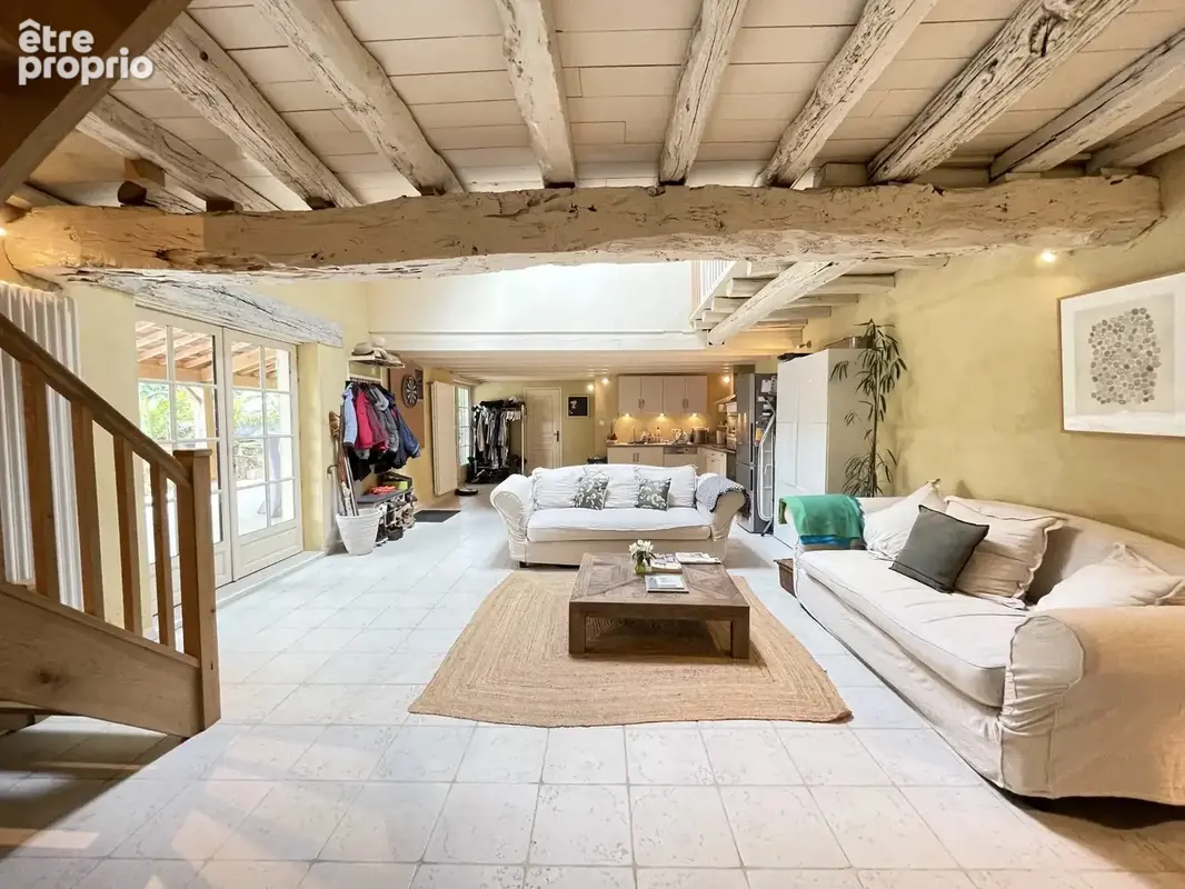 Maison en pierre de caractère avec gîte et piscine - photo 13