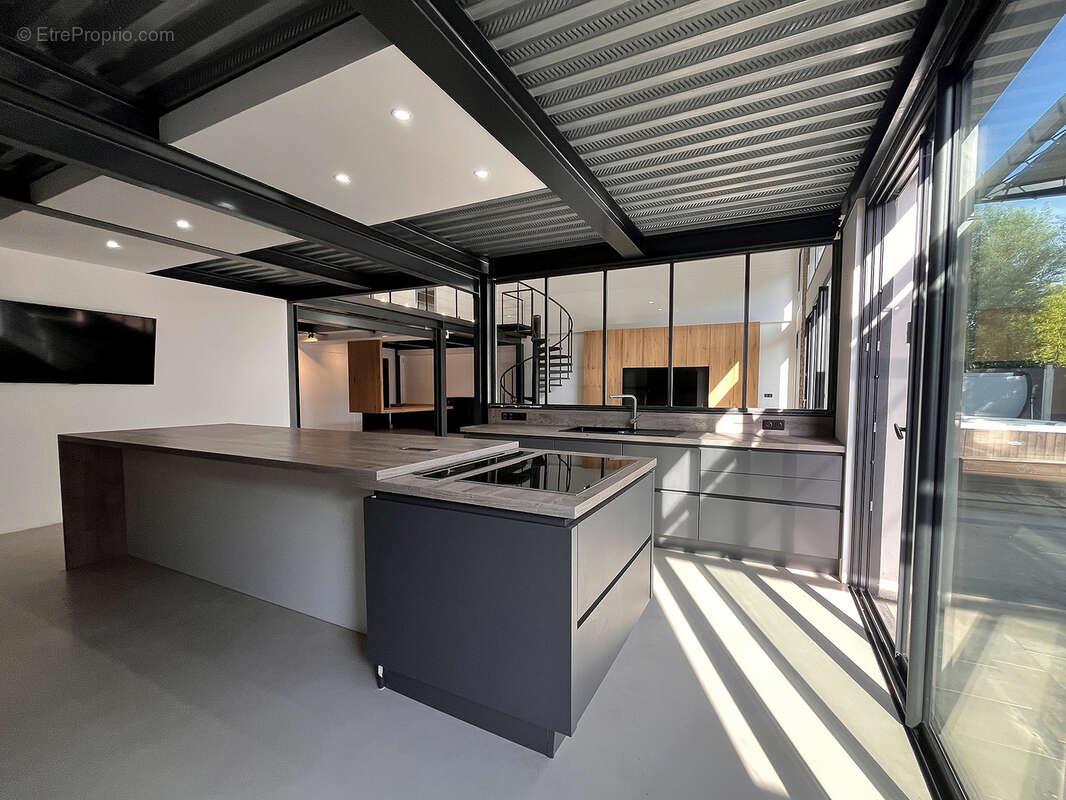 Authentique Loft avec extérieur - photo 9