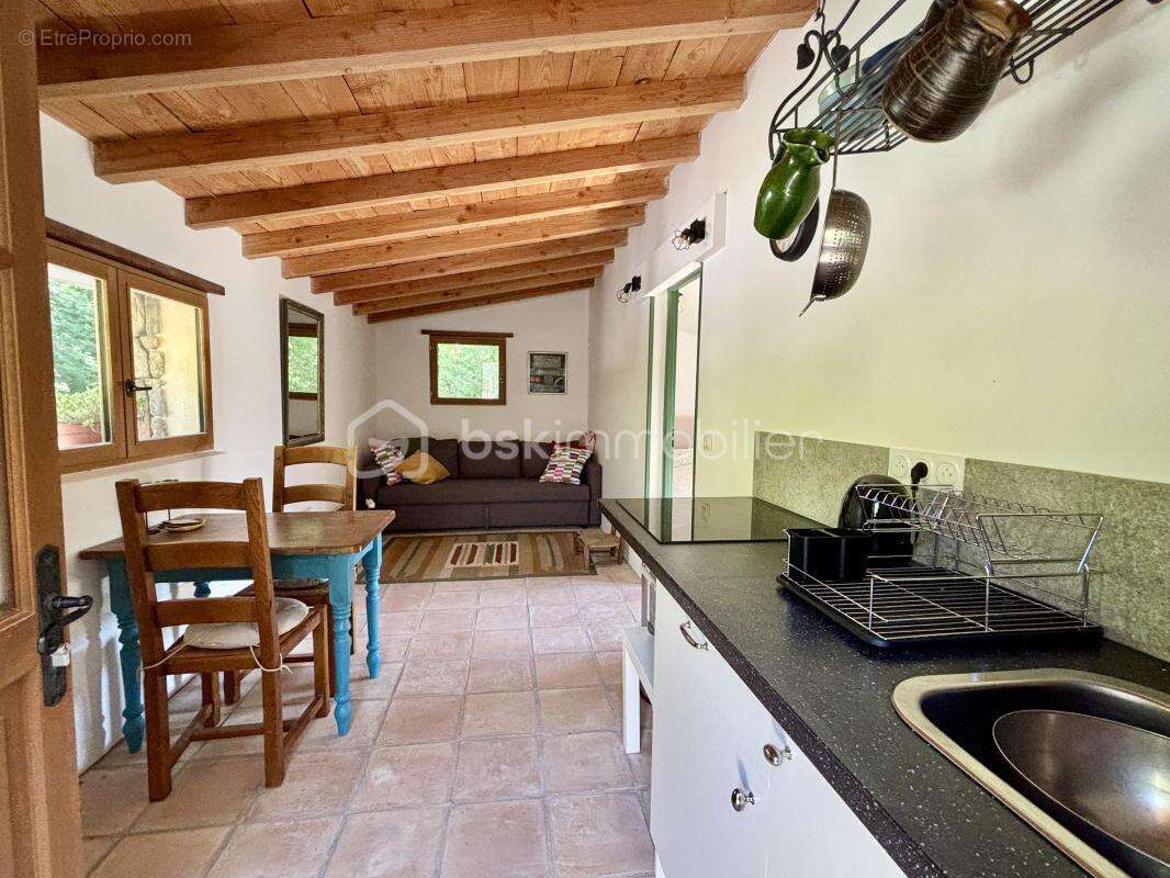 Maison à SAINT-PRIVAT