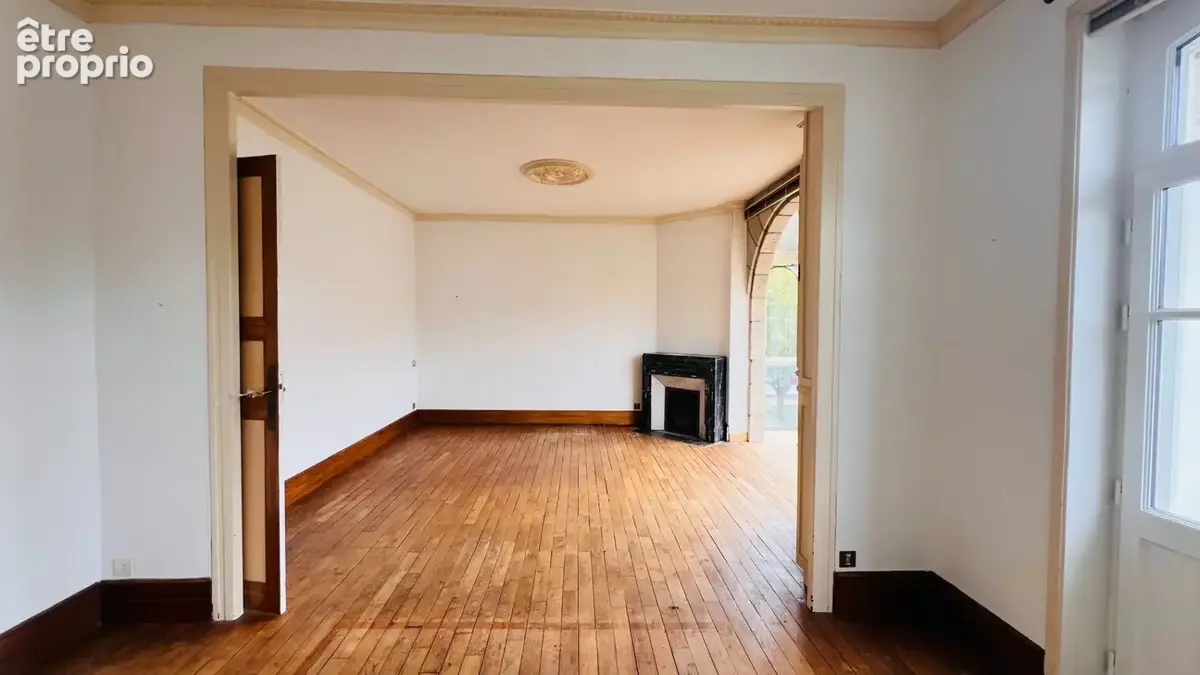 QUIMPER CENTRE (29) – Immeuble de 360 m² habitable avec jardin et garage - photo 7