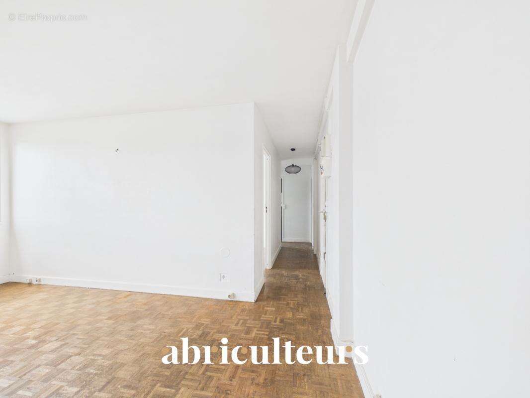 Excellent potentiel pour ce 3 pièces plein sud en vente à Montreuil (93100) - photo 10