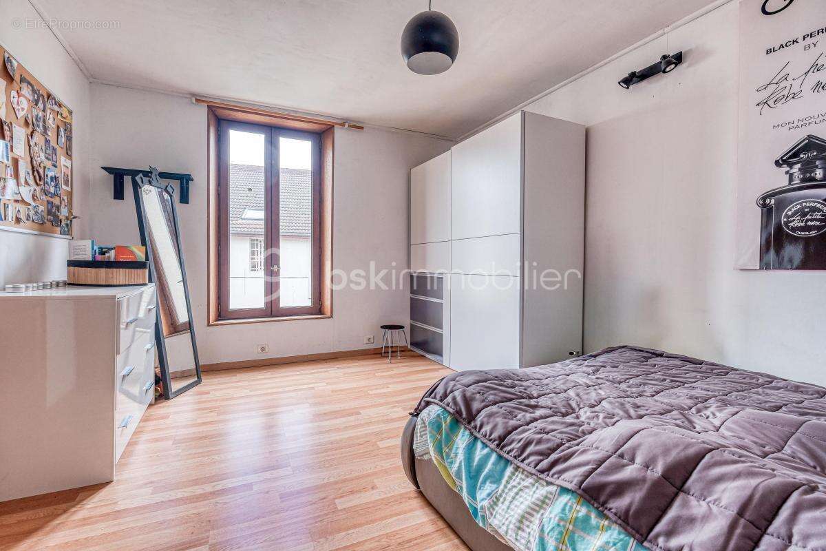 Maison à LAGNY-SUR-MARNE