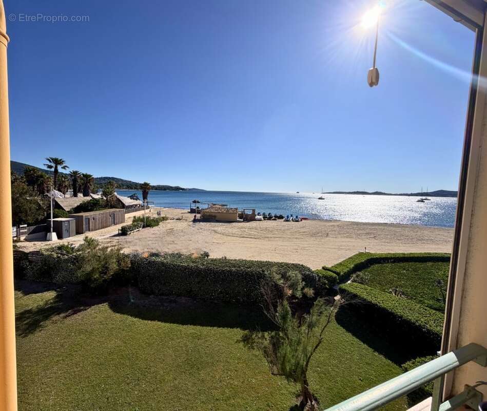Appartement à GRIMAUD