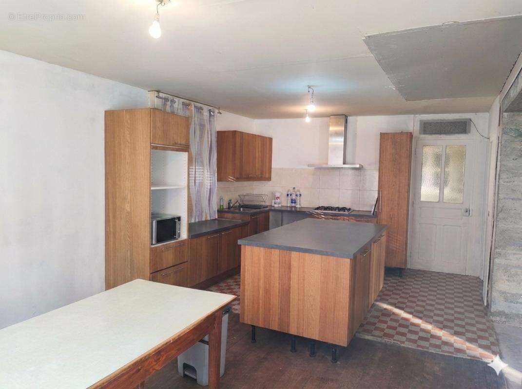 Maison 3 Chambres 107 m2 et dépendances - photo 2