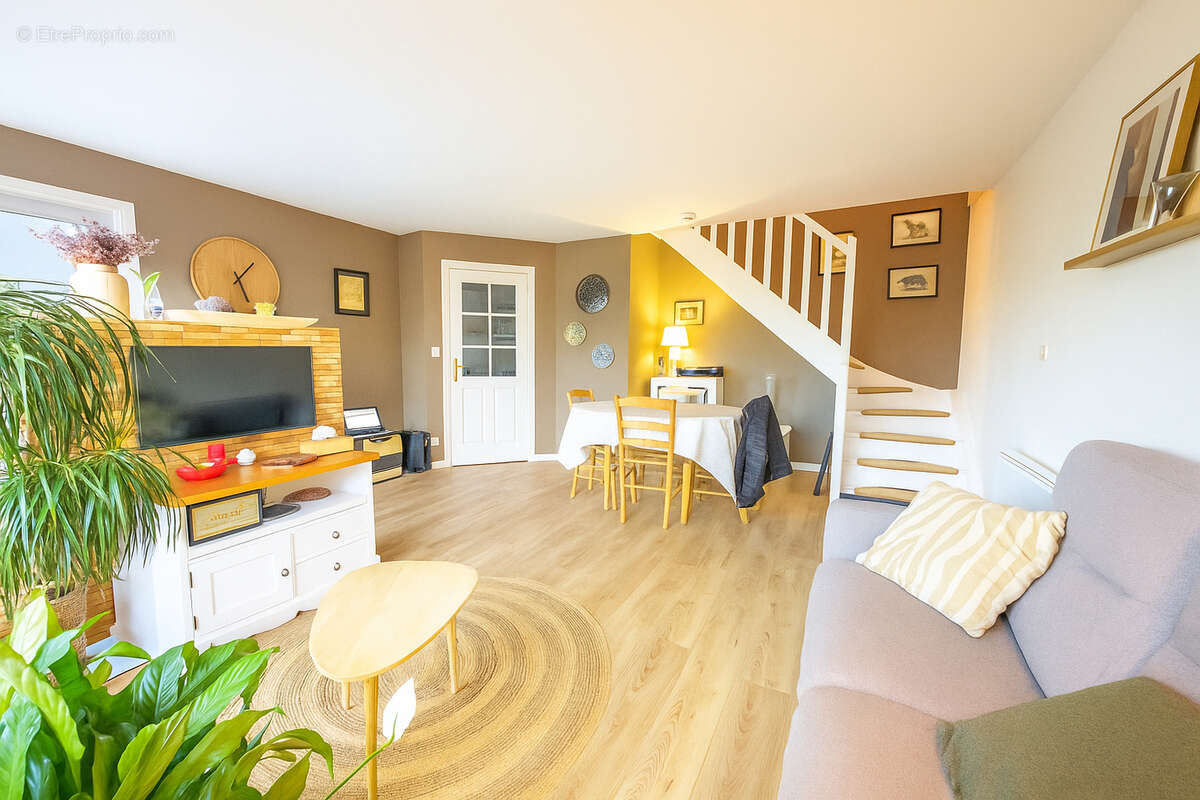 Appartement à SAINT-MARTIN-BOULOGNE