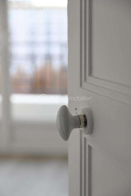 Appartement à PARIS-19E