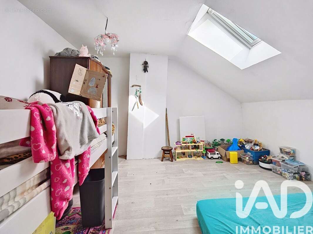 Maison 125 m² à Lommoye  - photo 9