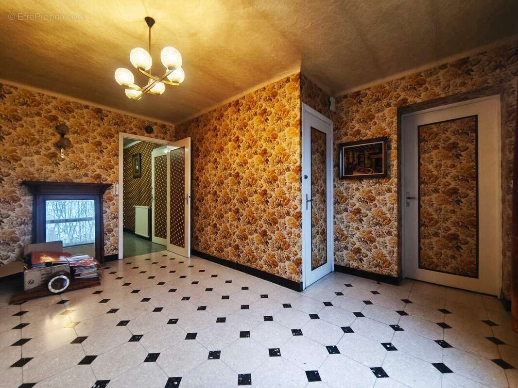 Appartement à VIEUX-CONDE