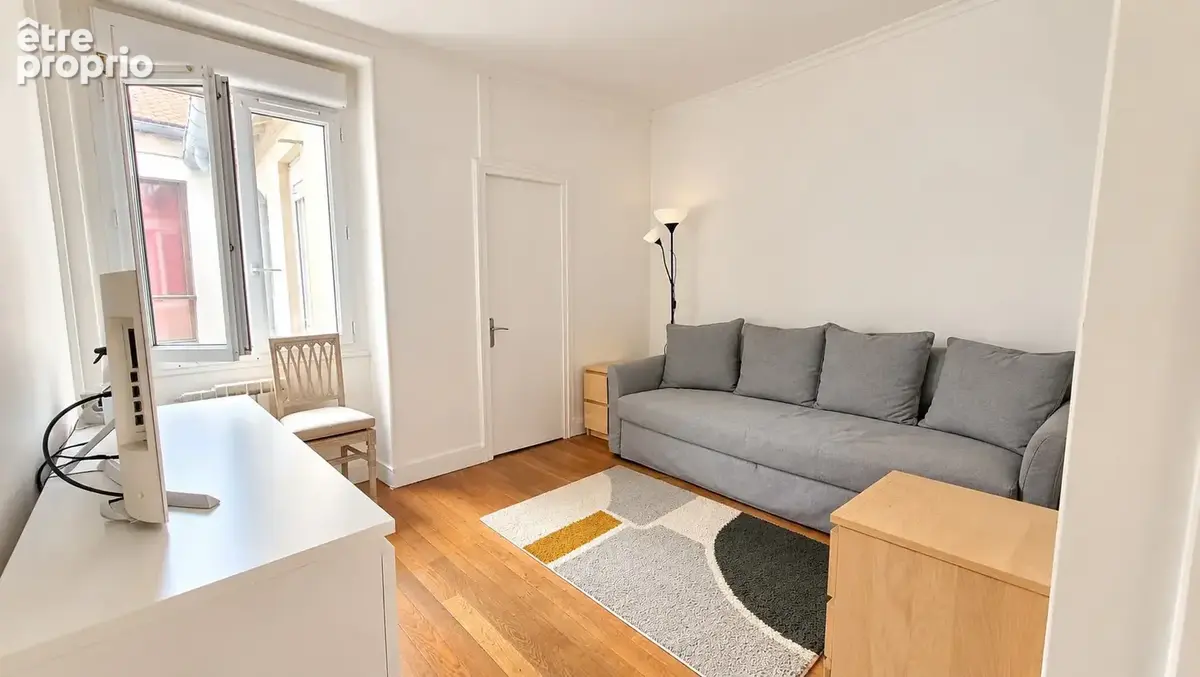 Photo Appartement à Nogent-Sur-Marne au prix de 190 000€