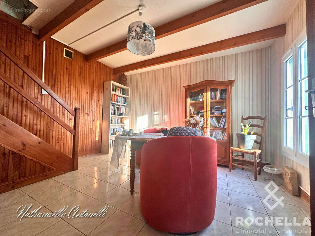 Maison à LA JARRIE-AUDOUIN