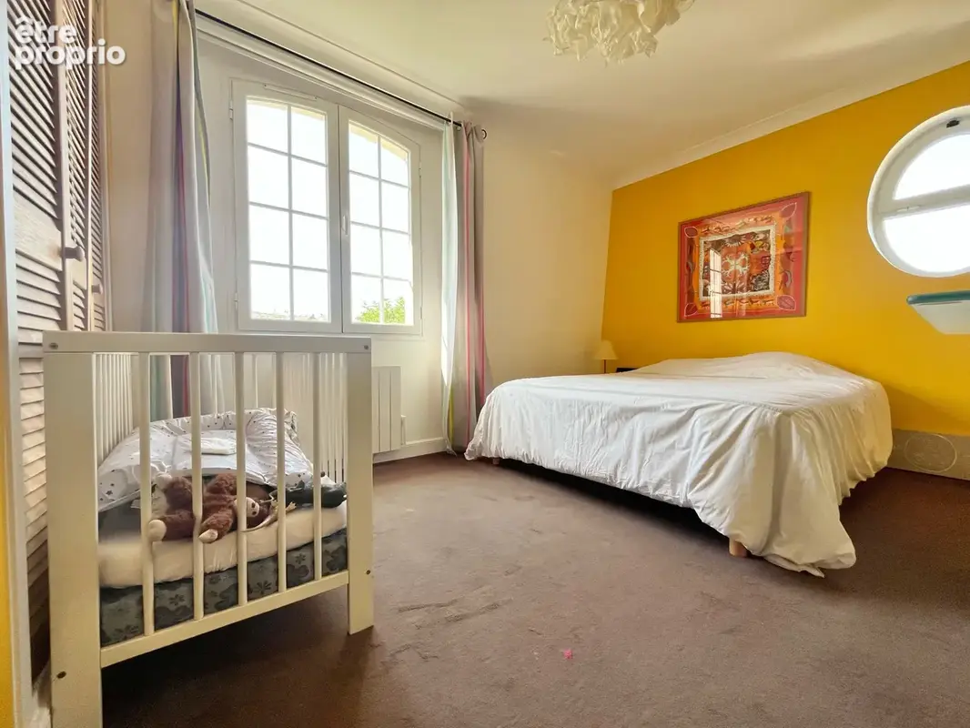 Belle maison familiale entourée de verdure - photo 9