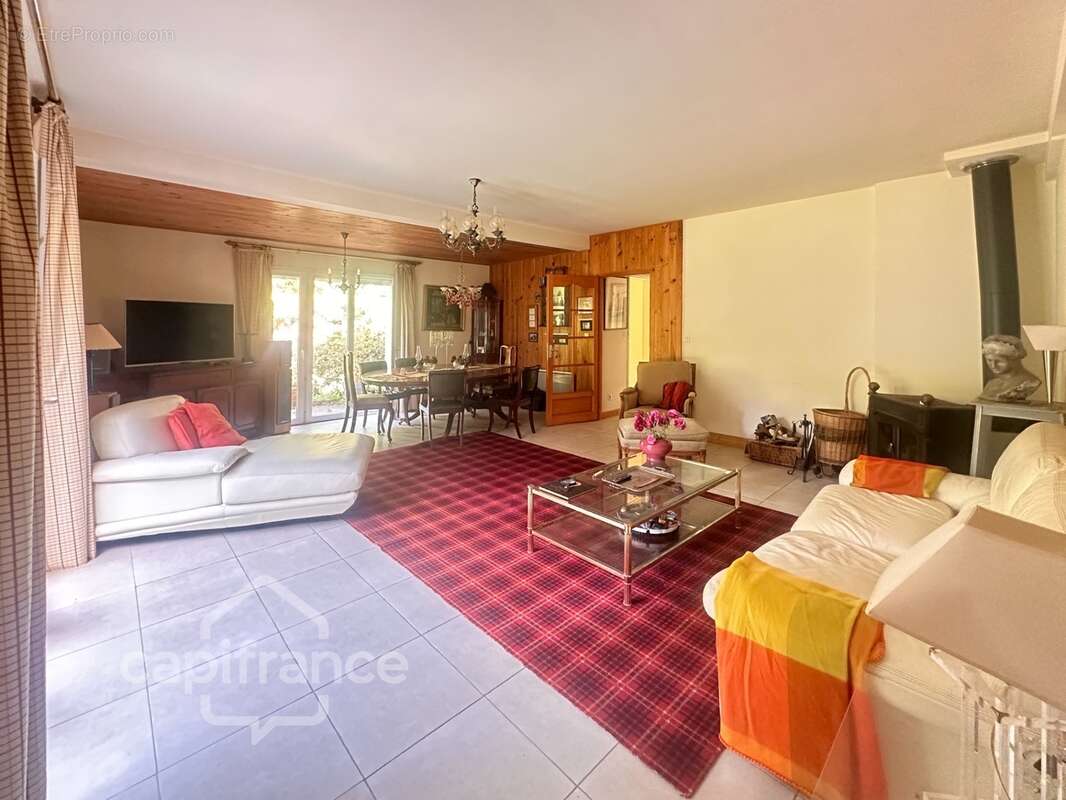 Maison familiale de 225 m² avec dépendance sur 3 022 m² - Domaine de Carheil à Plessé - photo 26