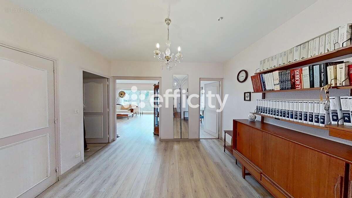 Appartement à FERNEY-VOLTAIRE