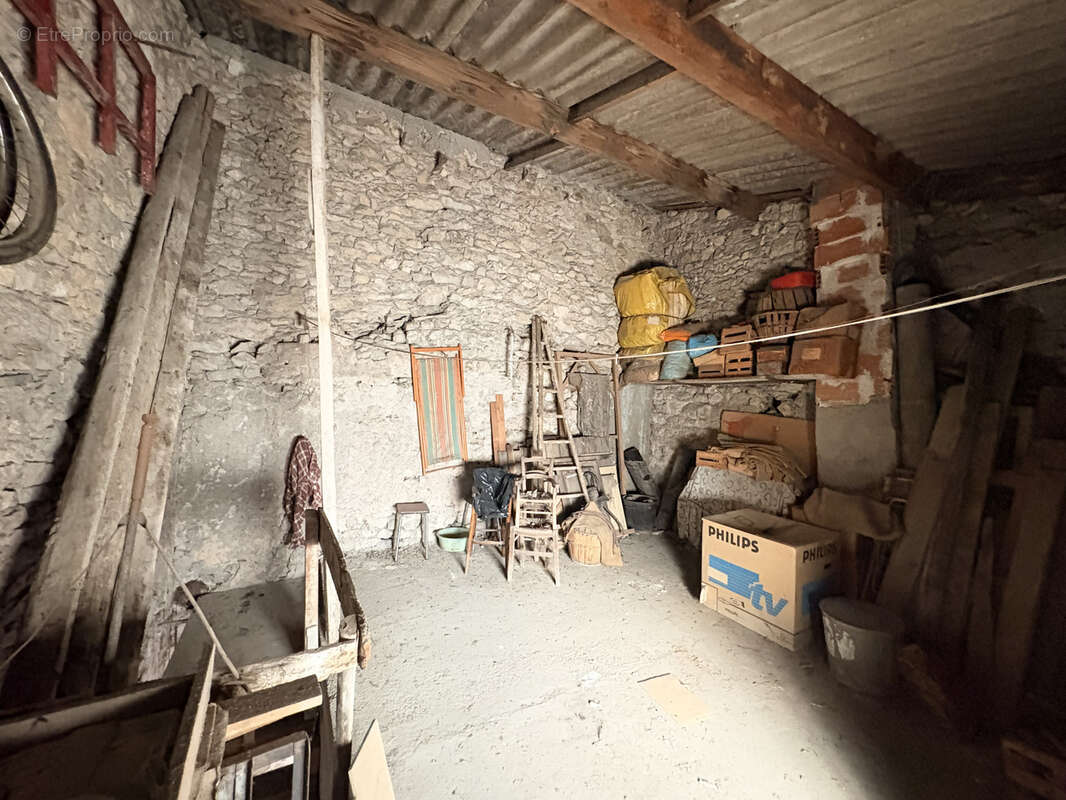 Maison à LA CALMETTE