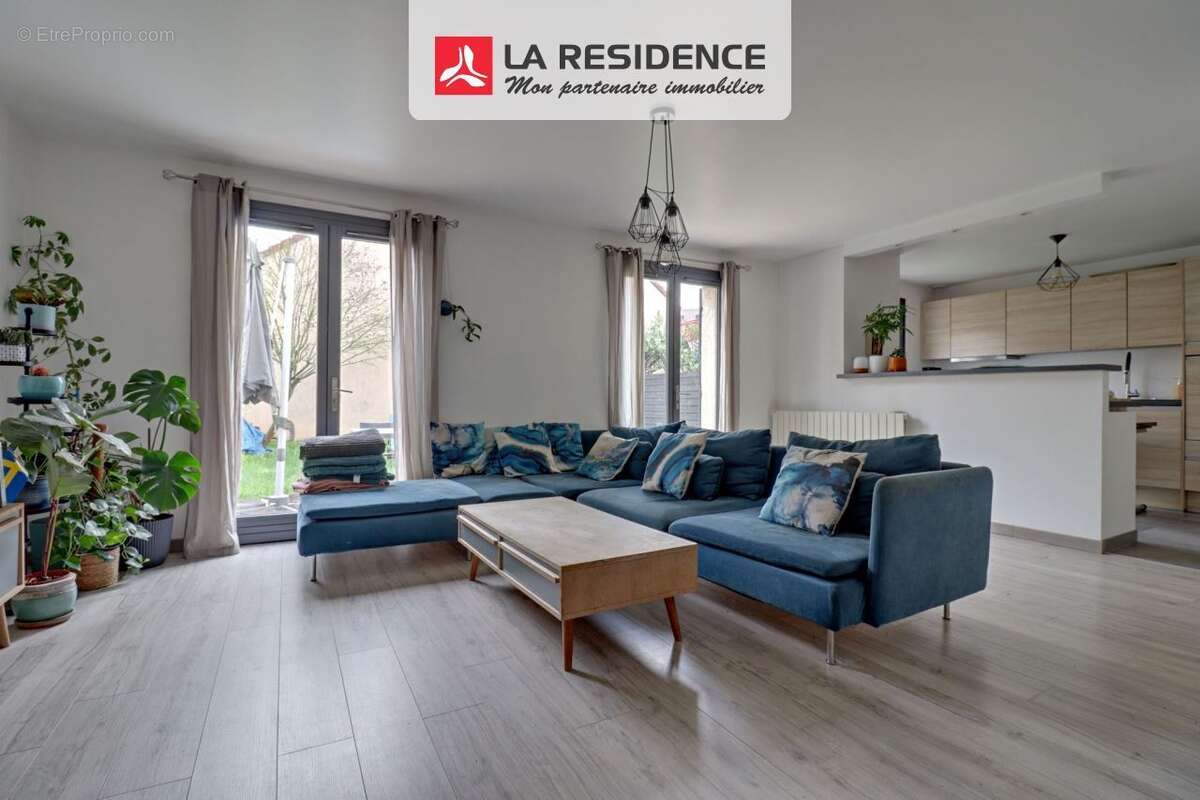 Maison à VERNEUIL-SUR-SEINE