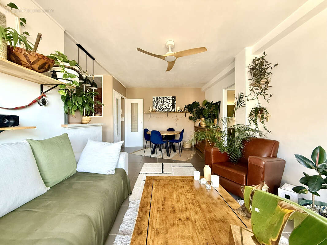 Appartement à MARSEILLE-4E