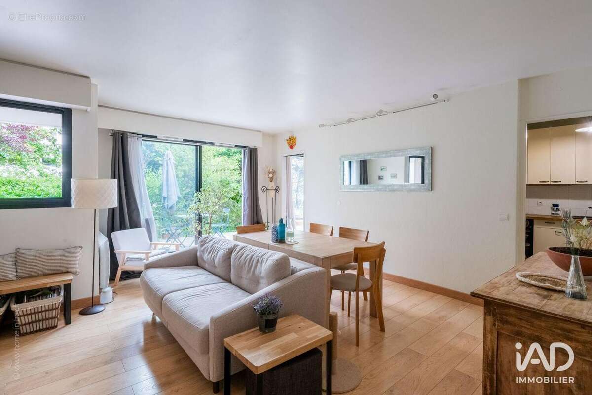 Photo 3 - Appartement à MONTROUGE