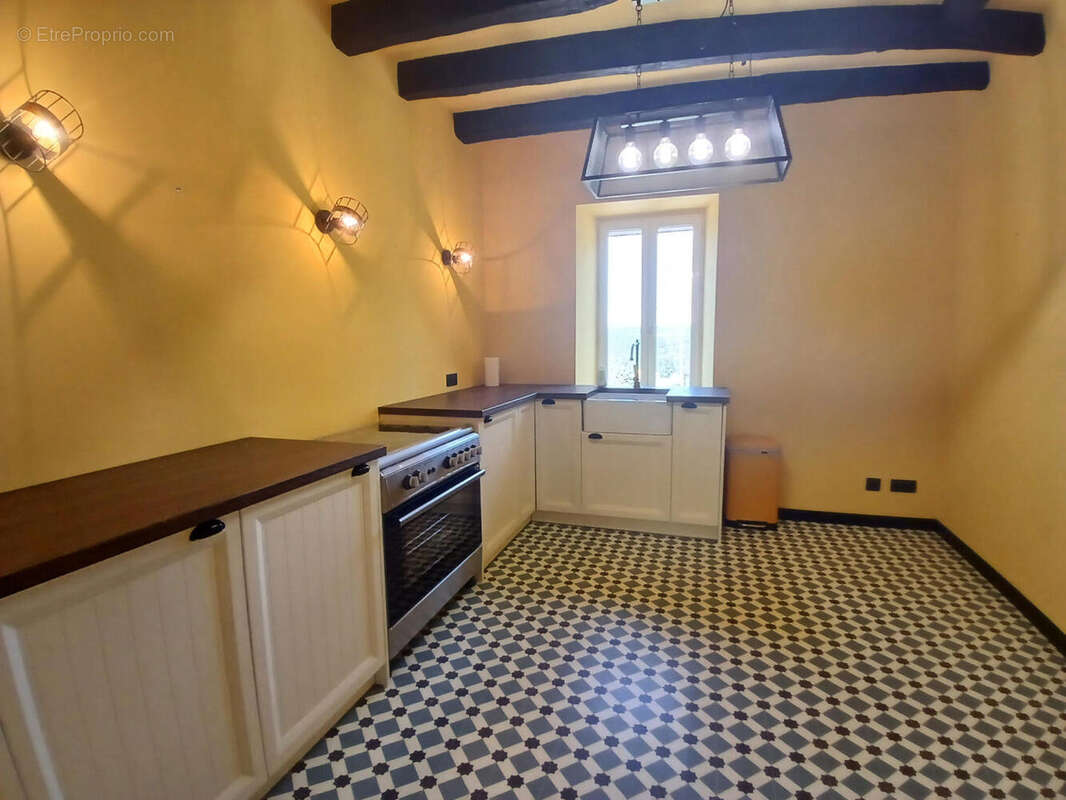 Kitchen - Maison à JUMILHAC-LE-GRAND