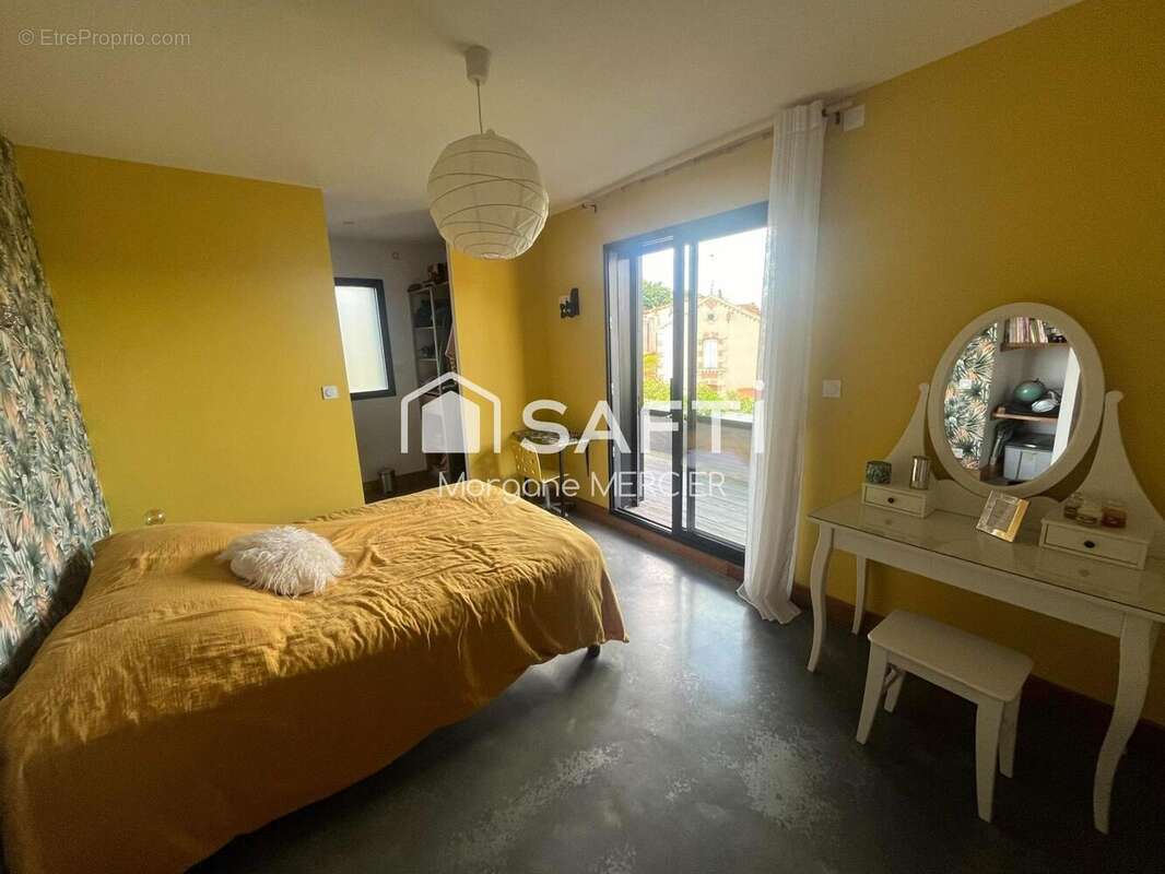 Maison 220 m² à Misse  - photo 8