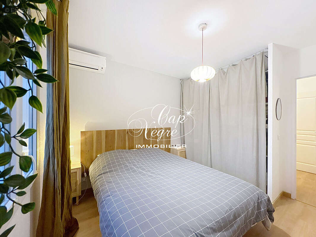 Appartement à LA CROIX-VALMER