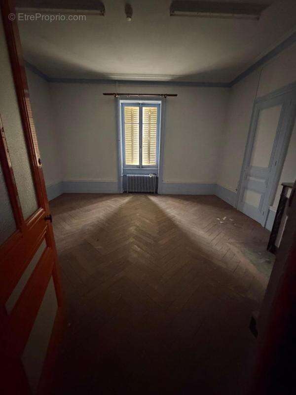 Appartement à CUZIEU