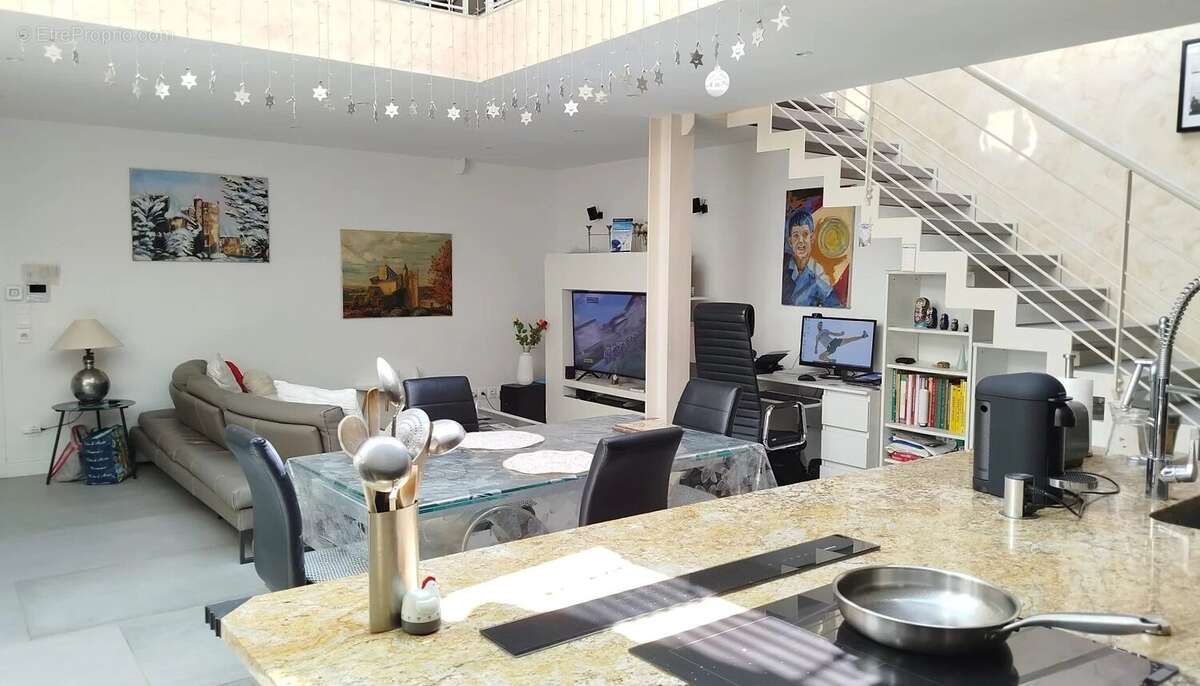 Nice Port – Bas Mont Boron  Loft d'exception de 120 m² avec 110 m² de terrasses – Dernier étage - photo 17