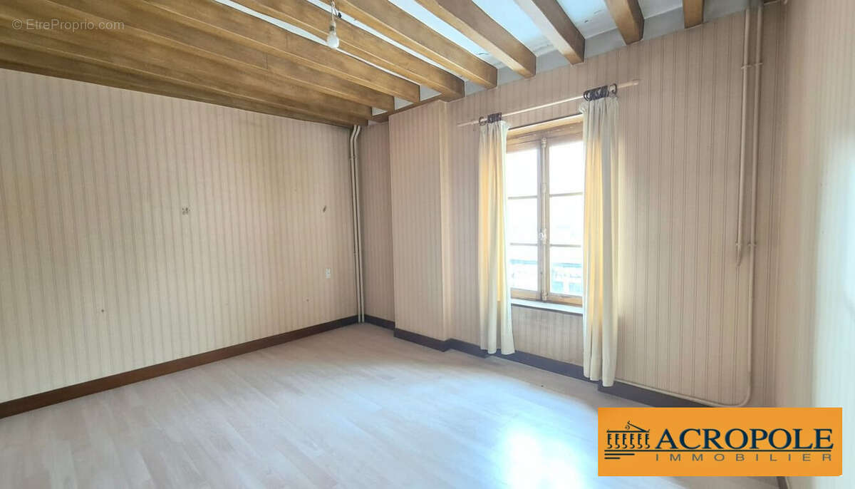 209 m² à Brinon-Sur-Sauldre  - photo 9