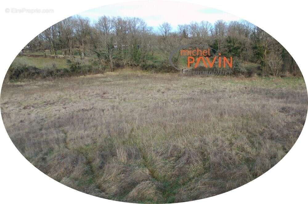 Terrain à JOUET-SUR-L&#039;AUBOIS