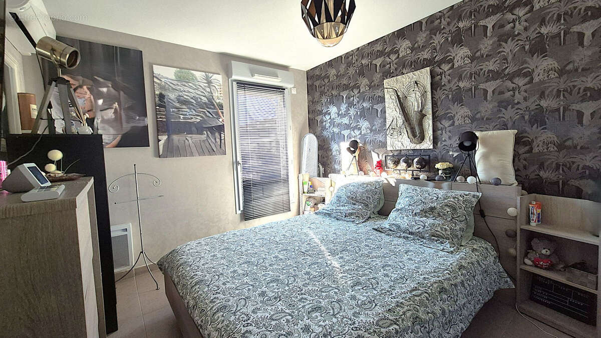 Appartement à MANDELIEU-LA-NAPOULE