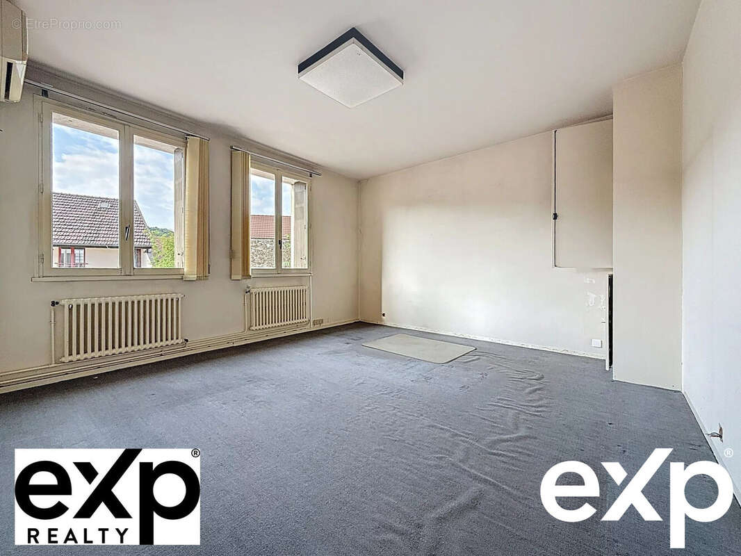 Appartement à MEZIERES-SUR-SEINE